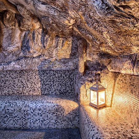 Penzion Zbojnicky Halas Tisovec Bagian luar foto