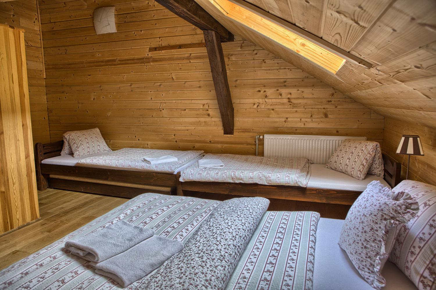 Penzion Zbojnicky Halas Tisovec Bagian luar foto
