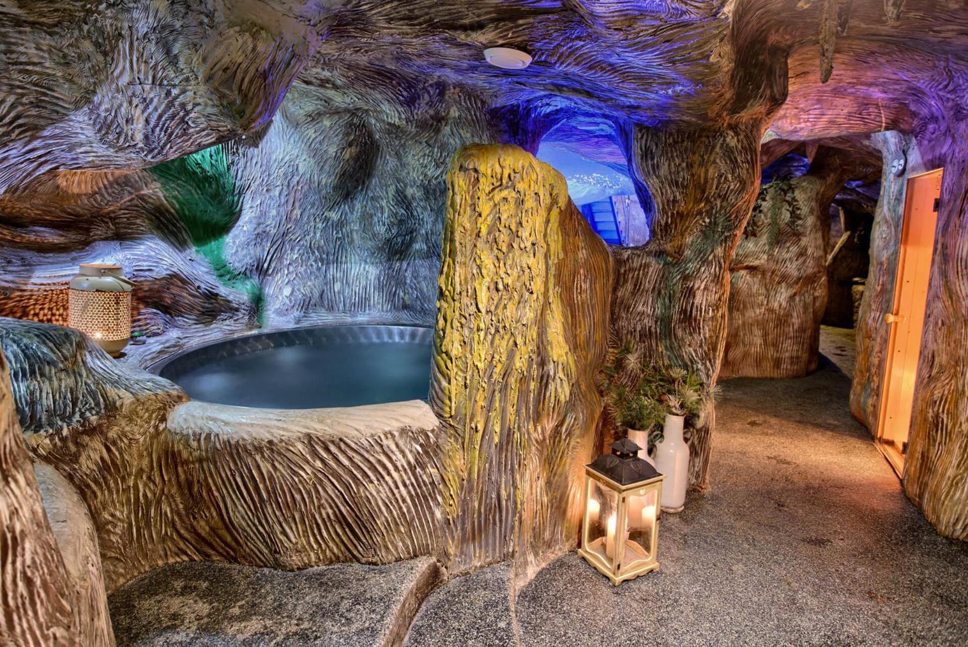 Penzion Zbojnicky Halas Tisovec Bagian luar foto