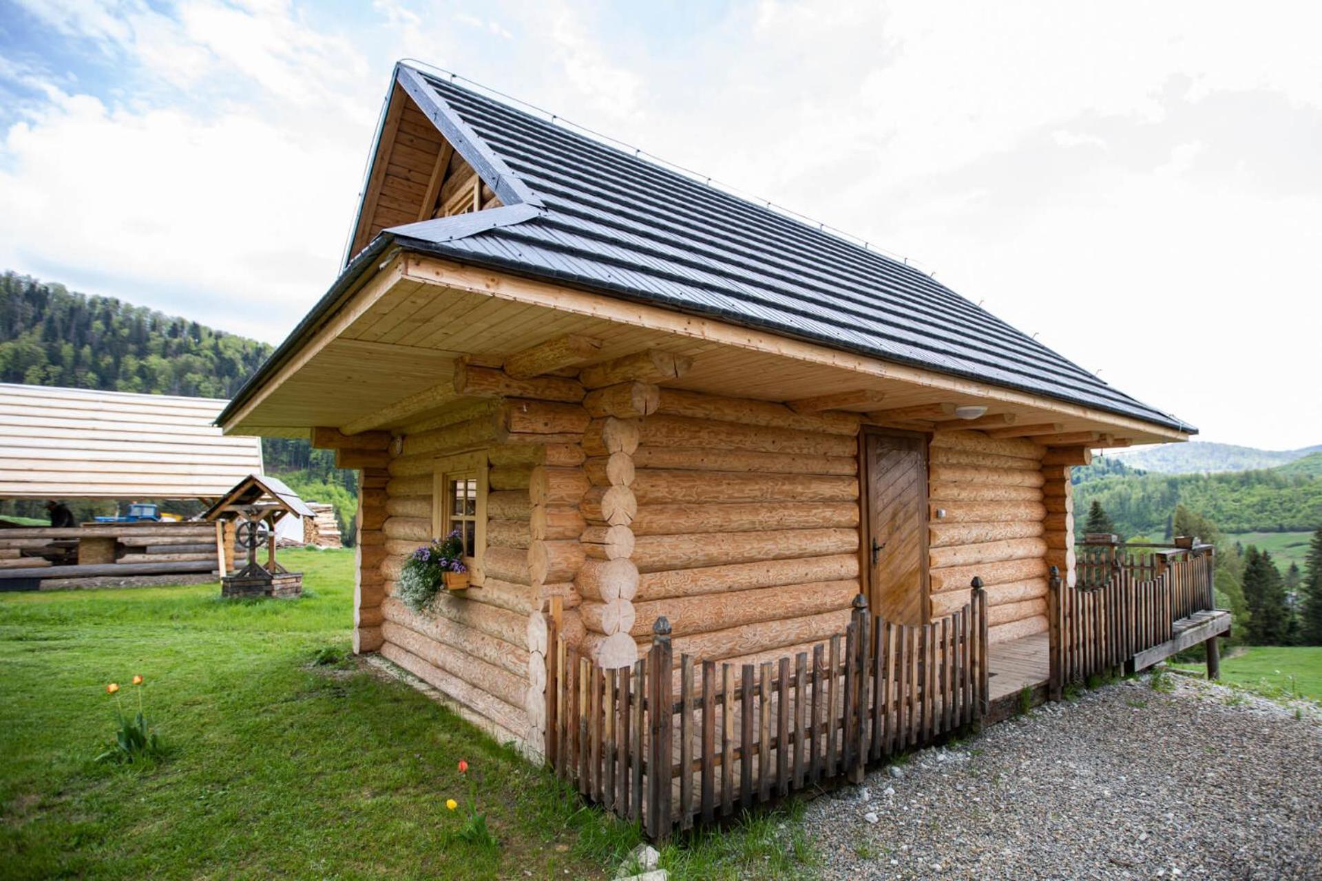 Penzion Zbojnicky Halas Tisovec Ruang foto
